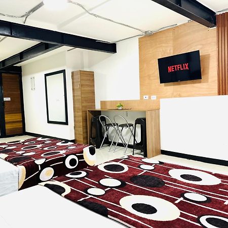 Malibu Loft Hotel Μεντεγίν Εξωτερικό φωτογραφία