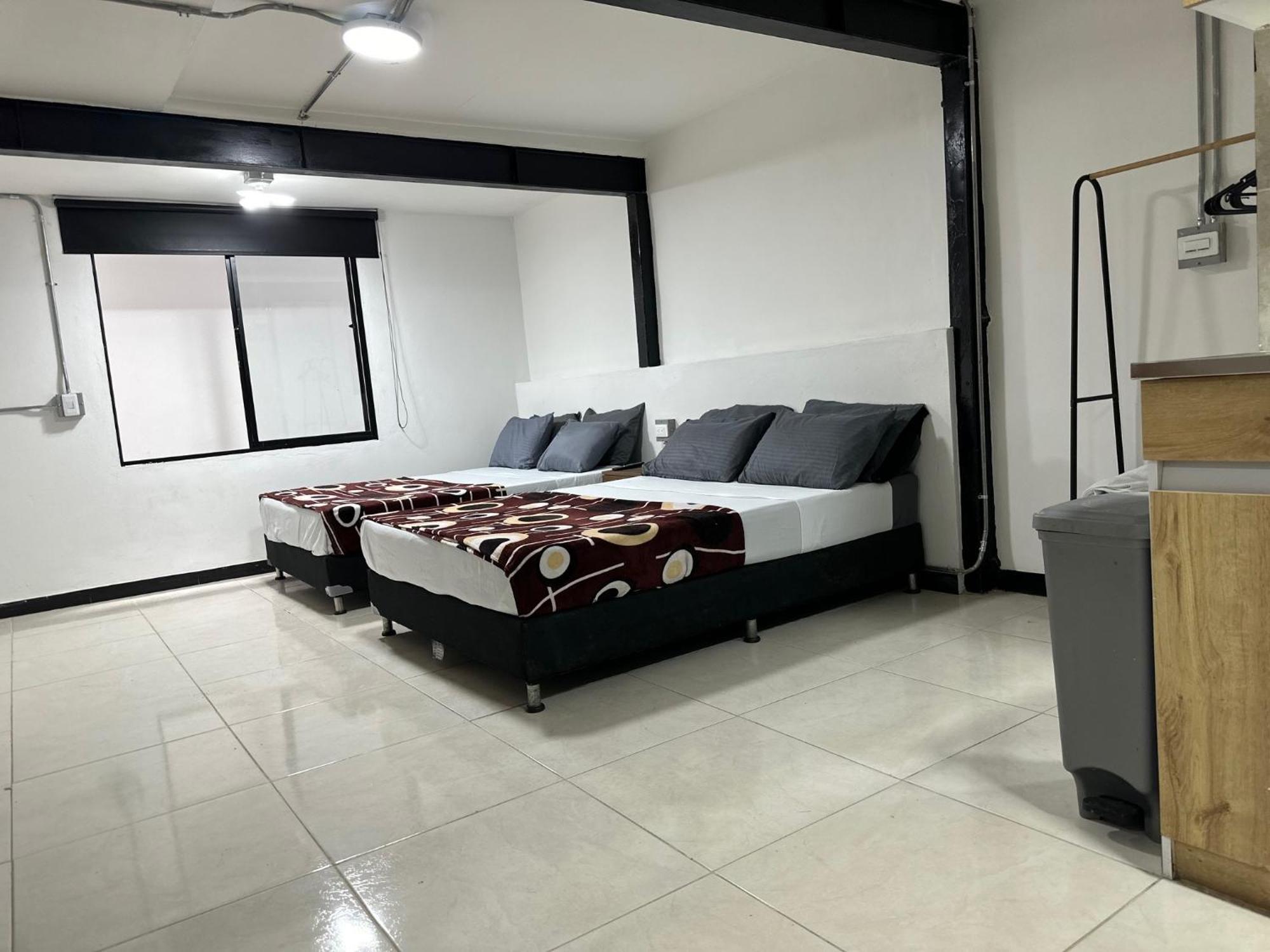 Malibu Loft Hotel Μεντεγίν Εξωτερικό φωτογραφία