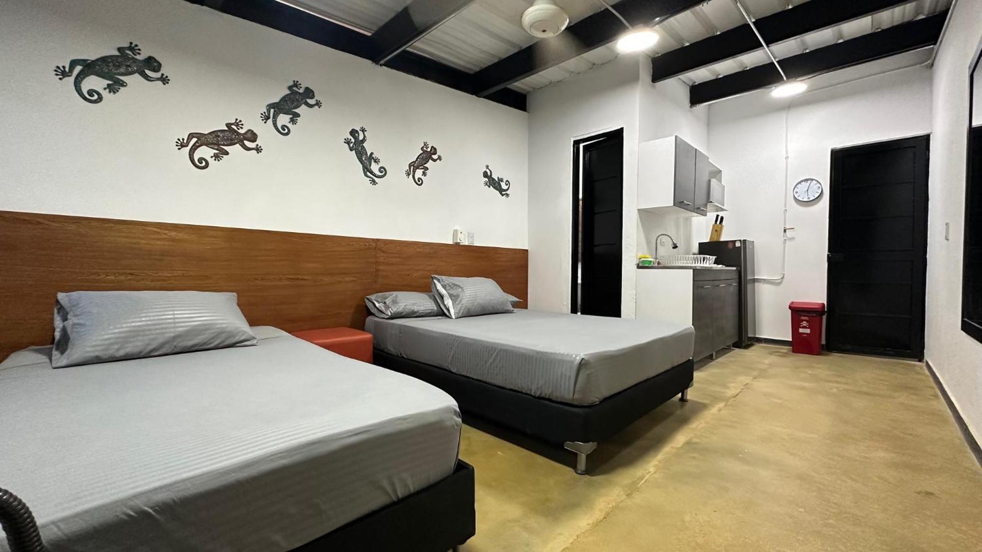 Malibu Loft Hotel Μεντεγίν Εξωτερικό φωτογραφία